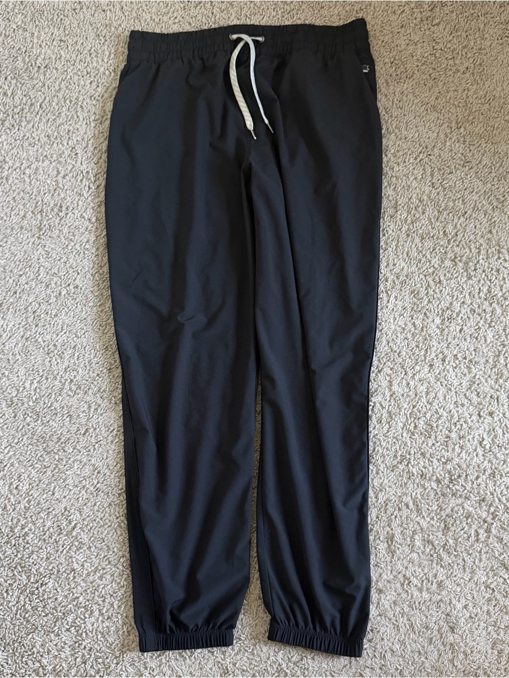 Vuori Weekend Joggers